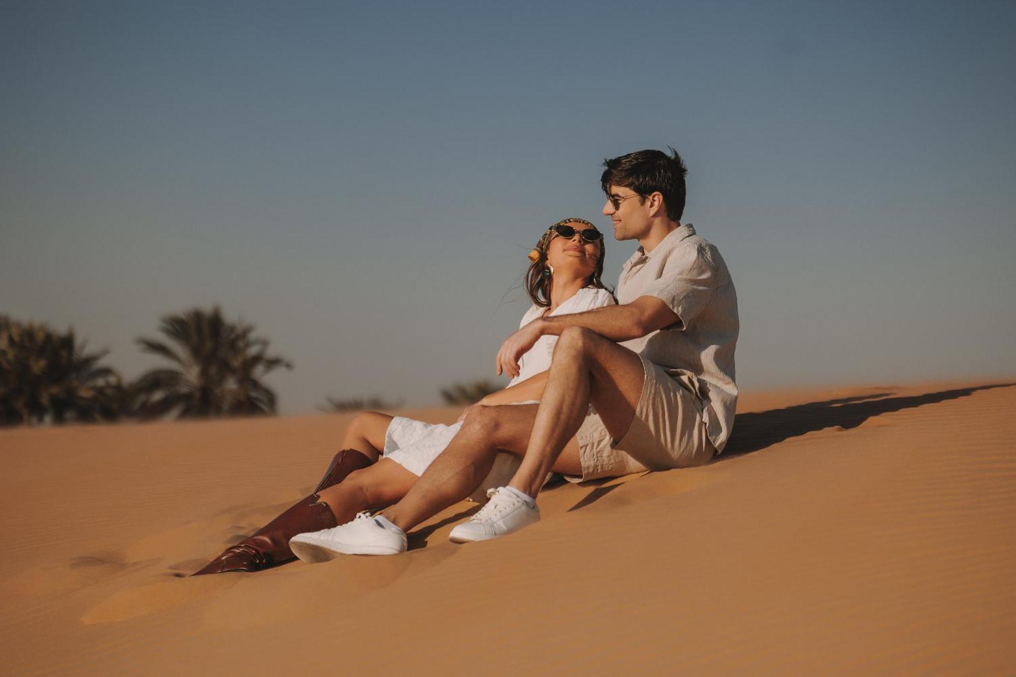 Tilal Liwa Hotel - Madinat Zayed Bagian luar foto
